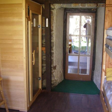 Apartman Dvorecna Loučovice Buitenkant foto